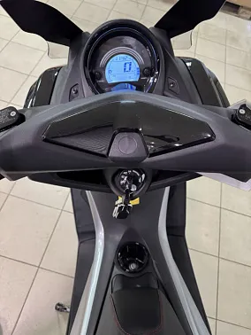 МаксиСкутер PROMAX NMAX 200(49) (replica YAMAHA) Чёрно-серый (уценка)