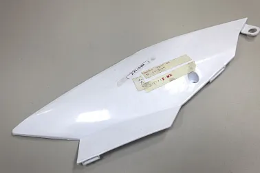 Пластик задний левый J1/J5/J5pro  J1F115WH